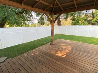 1629 NE Taylor St, Roseburg, OR 97470