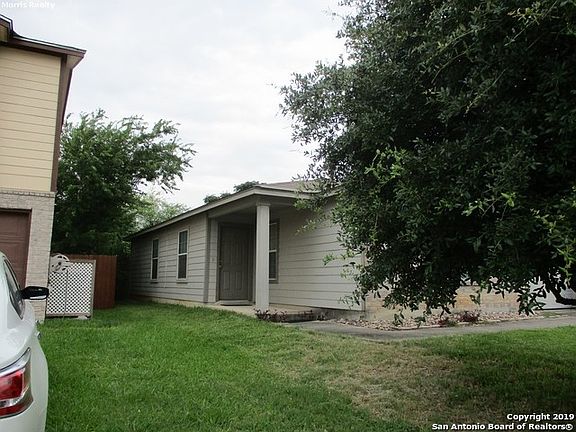 3rd image of 9919 Powderhouse Dr