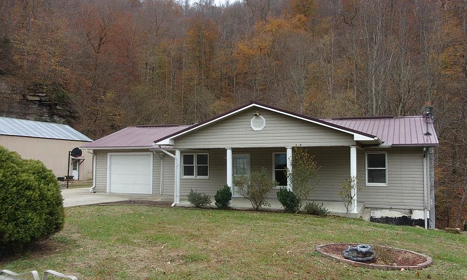 1st image of 68 White Oak Dr