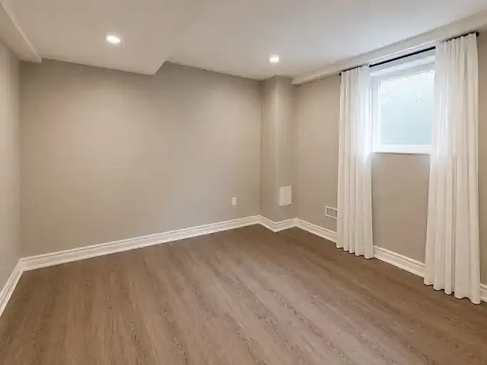 745 Downie St #1A — Photo 9