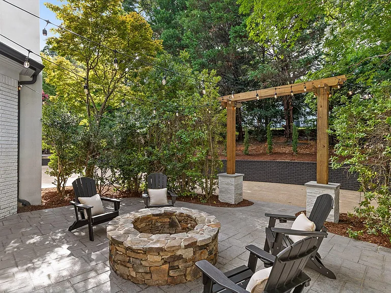 1103 Centennial Dr — Photo 20