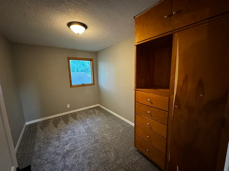 402 Butler Ave #C — Photo 24