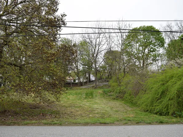 North Street, Norwich, CT 06360