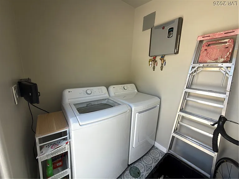 524 Hopi Pl — Photo 18