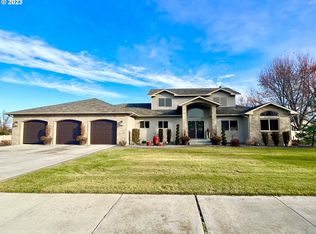 1045 SE 8th St, Hermiston, OR 97838