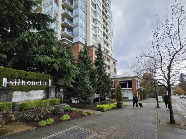 9868 Cameron St #2706, Burnaby, BC V3J 0A5