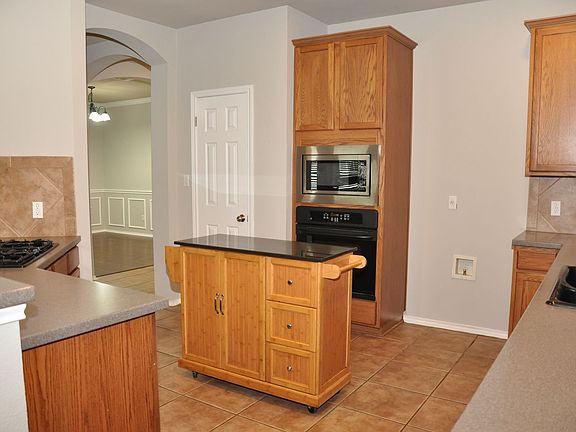 4th image of 507 Las Colinas Dr