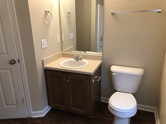 175 Huger St — Photo 12