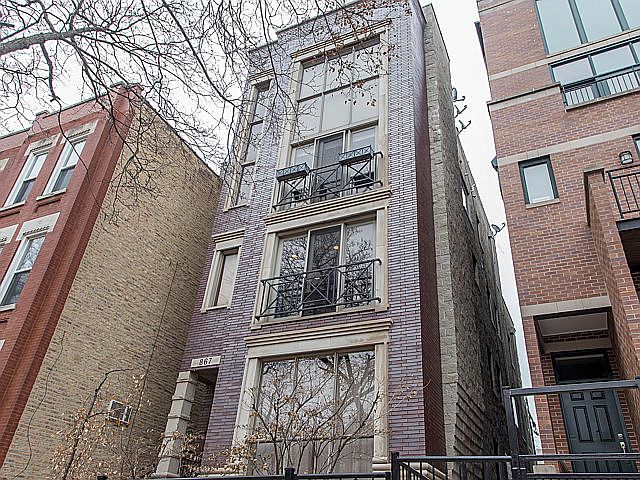 1st image of 867 N Hermitage Ave #2