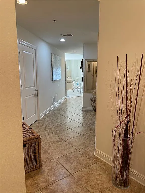 2 bed, 2.0 bath, 1476 sqft, $3,750 — Photo 3