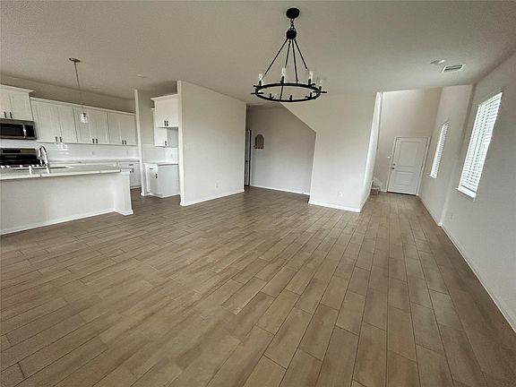 4th image of 21726 Cypress Maple Dr