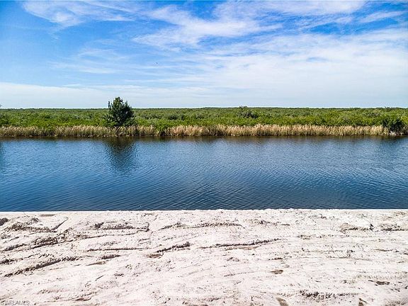 4th image of 3236 Surfside Blvd