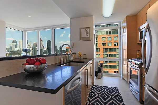 Sold by Corcoran | media 2