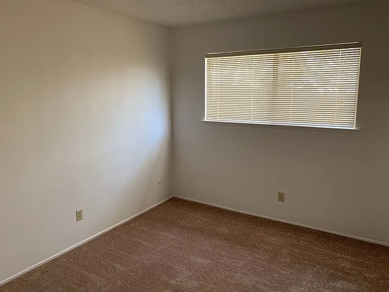 8969 El Oro Plaza Dr — Photo 7