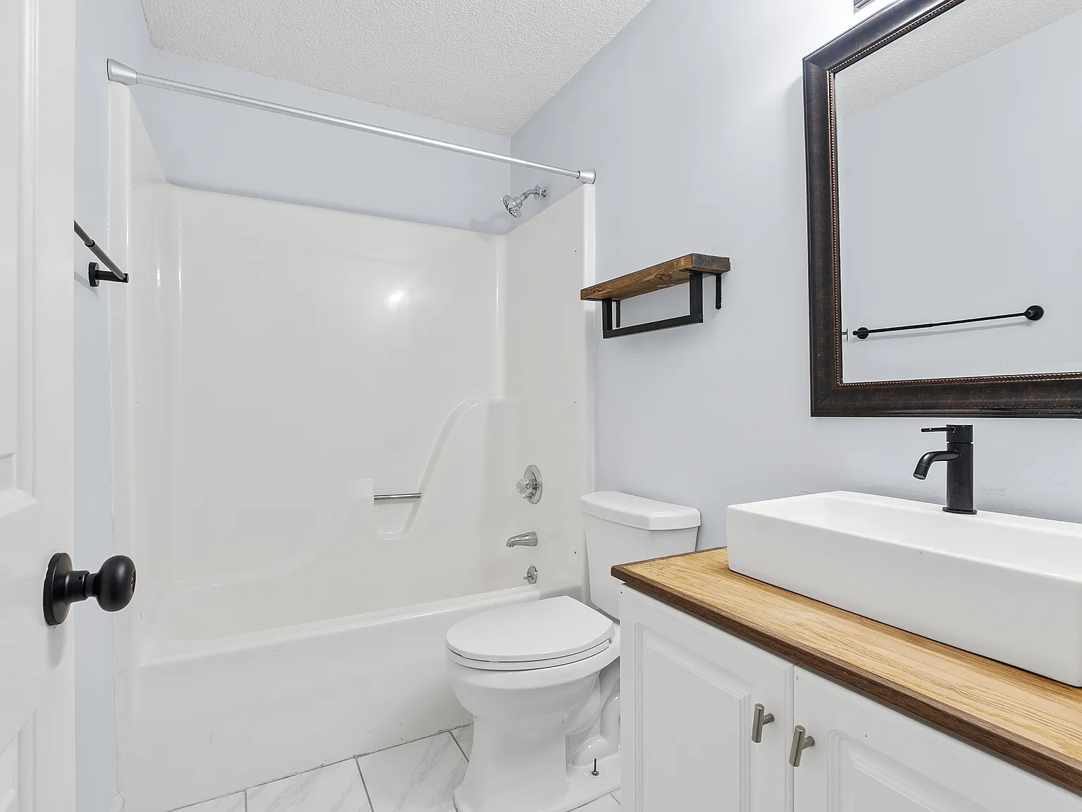 100 Kensington Way - 1 — Photo 4