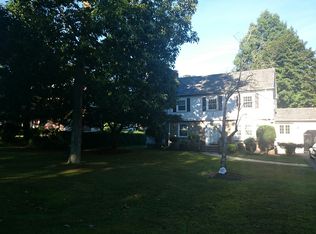 417 W Roxbury Pkwy, West Roxbury, MA 02132