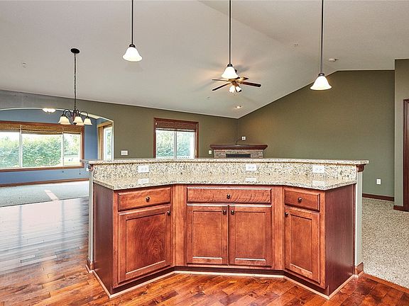 5th image of 10279 Coventry Cir