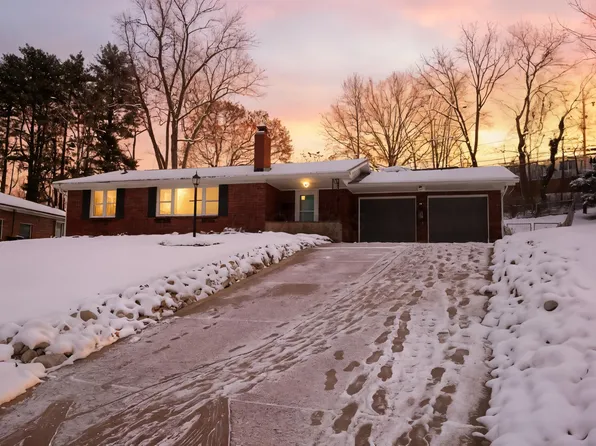 602 Highland Blvd, Coshocton, OH 43812