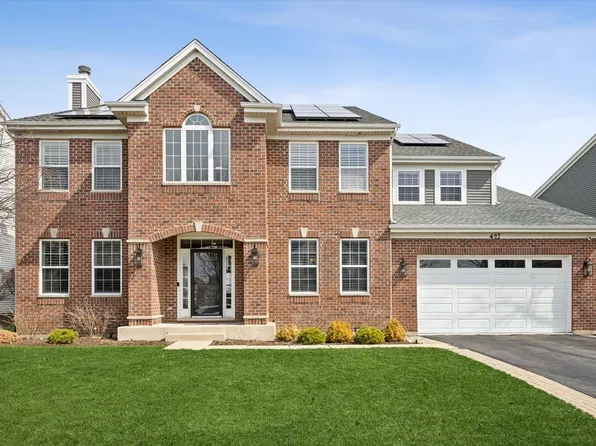 427 Newcastle Dr, Cary, IL 60013