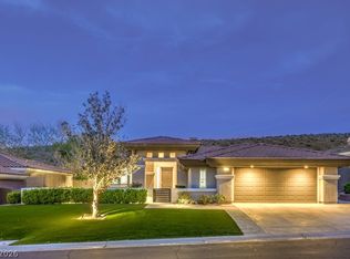 10 Moraine Dr, Henderson, NV 89052