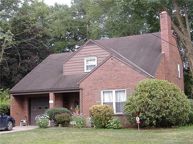 1st image of 145 Glenview Dr