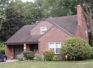 145 Glenview Dr, New Kensington, PA