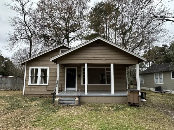 21 Alexander St, Mobile, AL 36607
