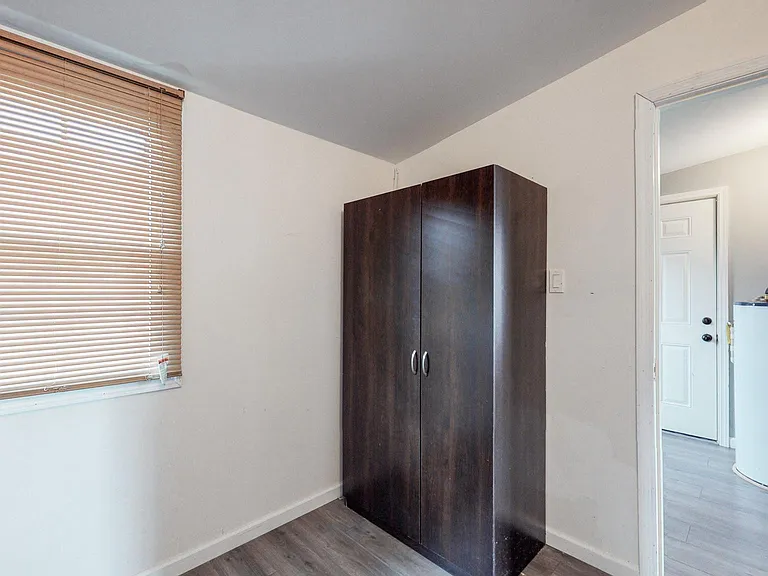 105 Woods Ave — Photo 23