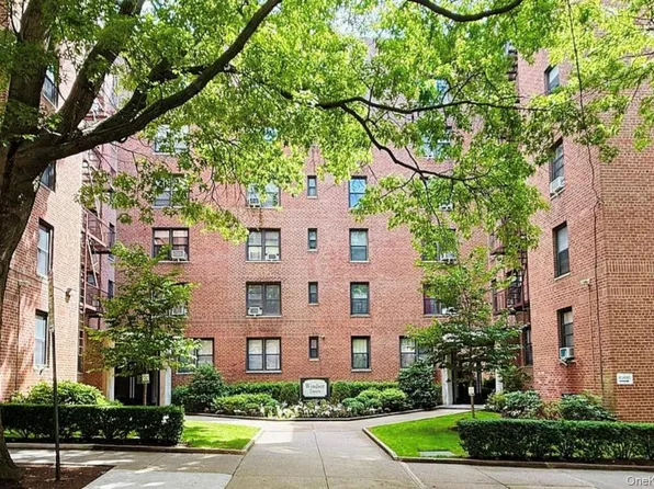 2 Windsor Terrace #4C, White Plains, NY 10601