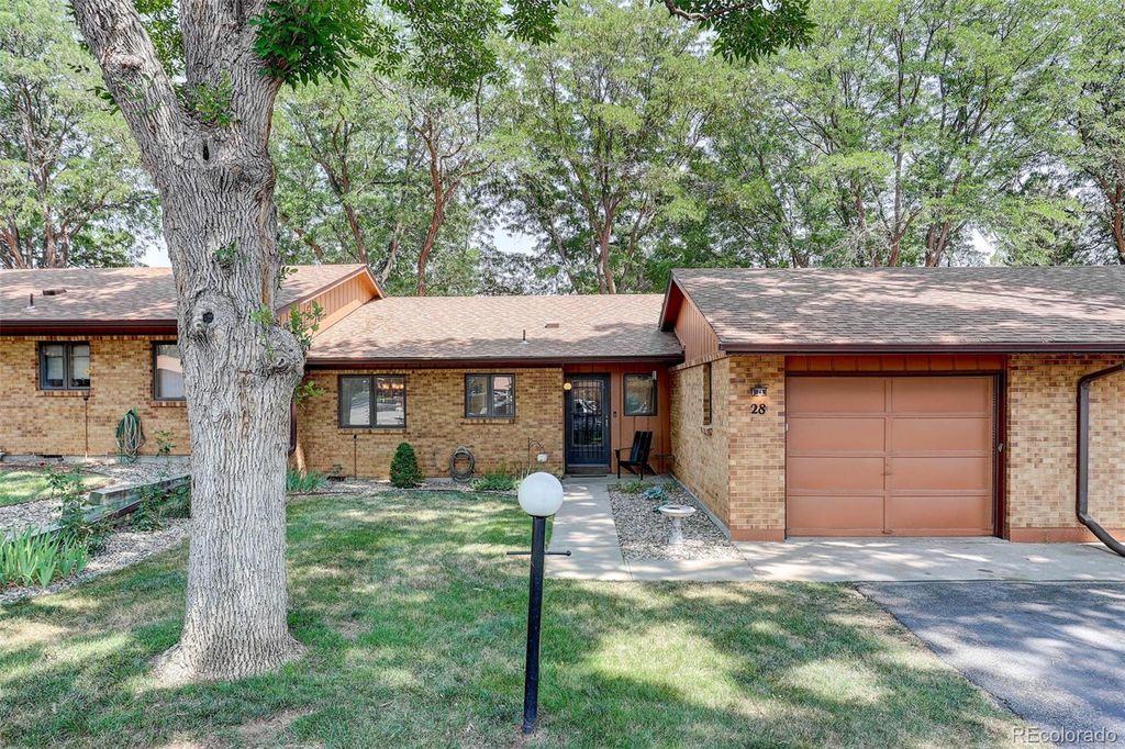 1100 Taft Avenue #28