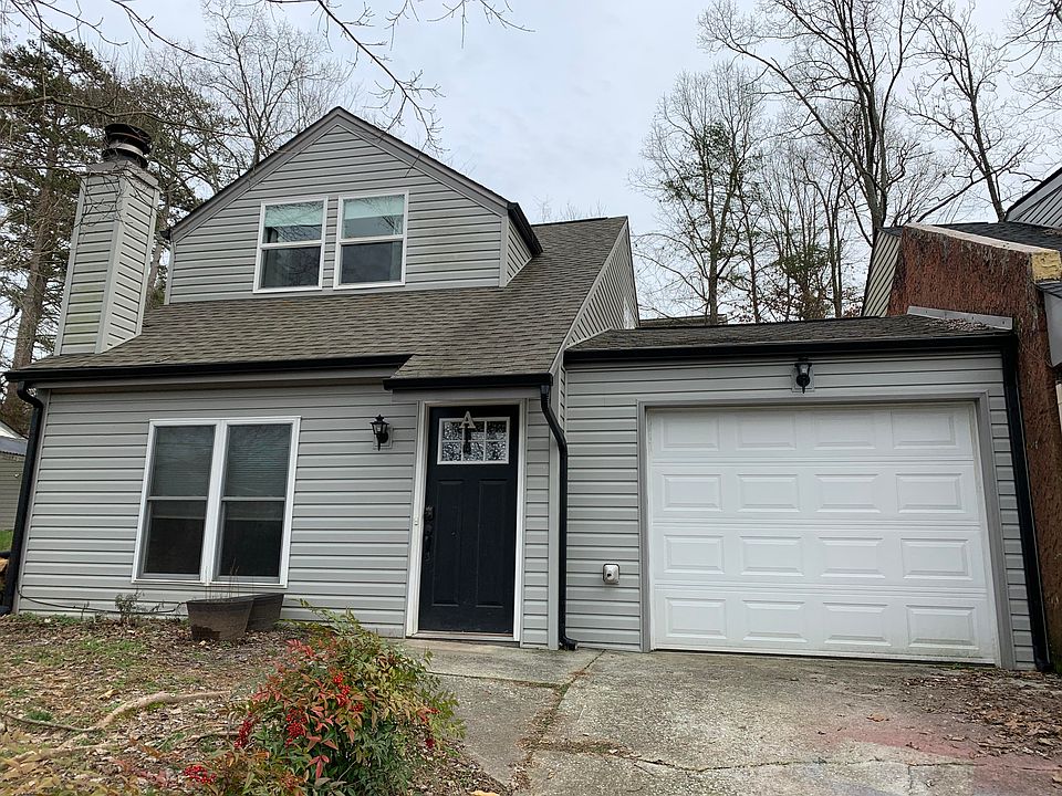 1st image of 7664 Chatham Cir