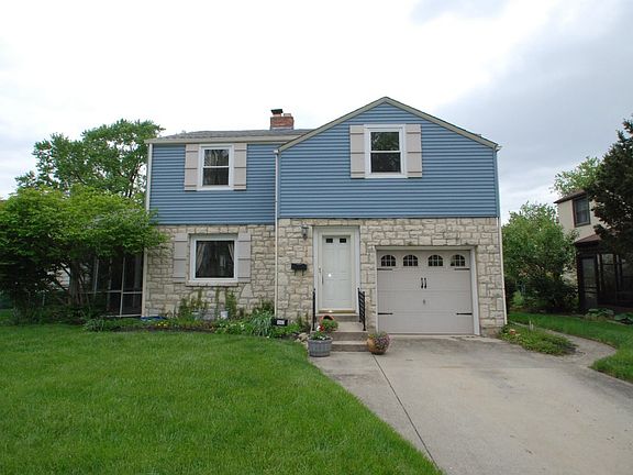 2nd image of 1592 College Hill Dr