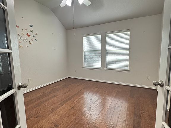 4th image of 11931 Green Colling Park Dr