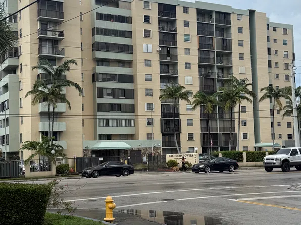 5055 NW 7th St APT 604, Miami, FL 33126