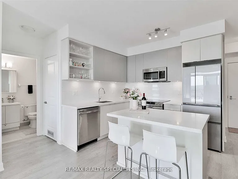 4677 Glen Erin Dr #1110 — Photo 4