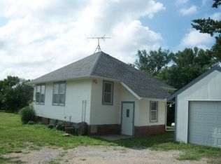 797 County Road 2350, Crete, NE 68333