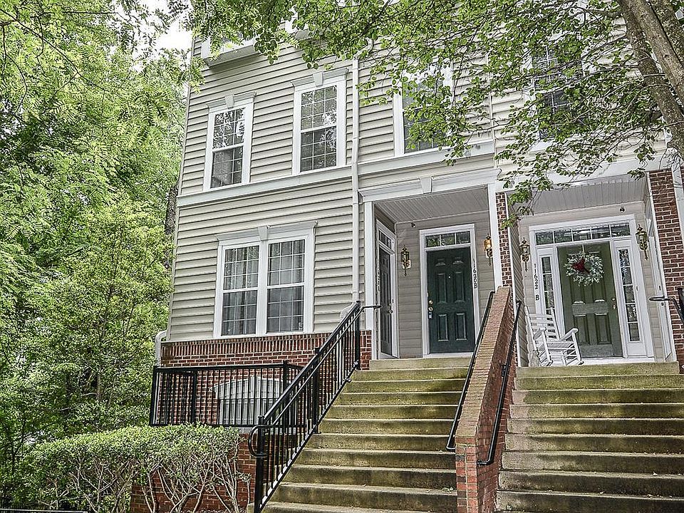 1st image of 11620 Cavalier Landing Ct #B