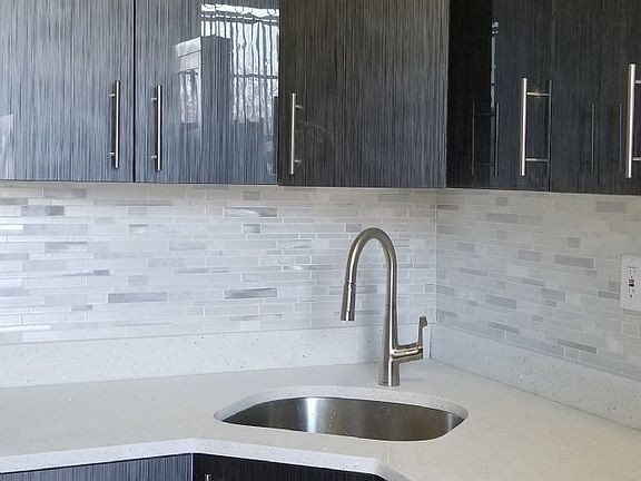 3rd image of 242 Prospect Park W APT 3l