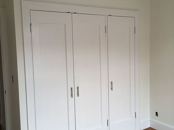5th image of 4337 40th St APT 3R