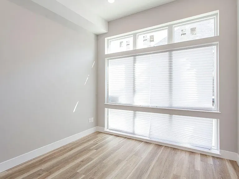 2207 N Broad St #R — Photo 5