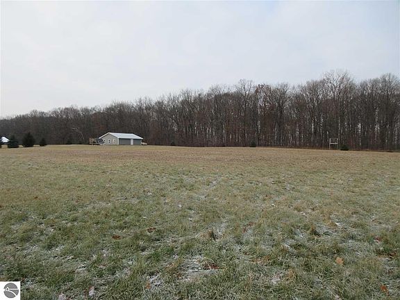2nd image of 5833 E Horse Creek Dr