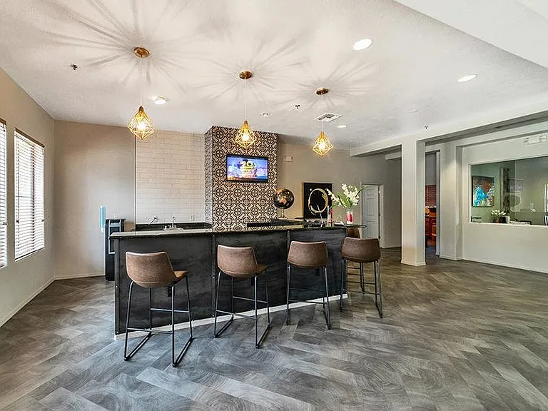 Town Center Apartments — Photo 39