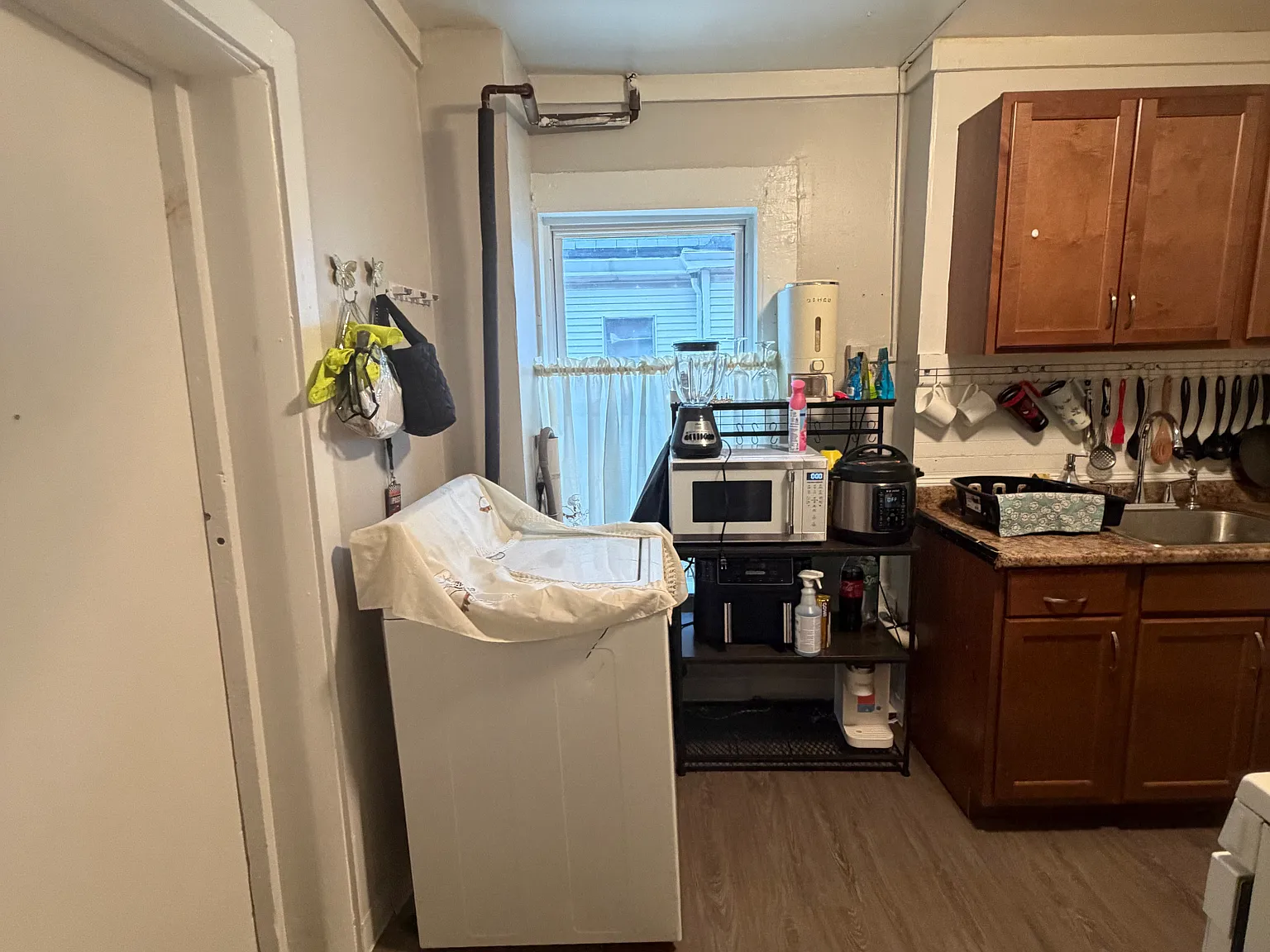 2 bed, 900 sqft, $1,550 — Photo 4