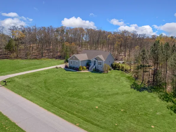 115 Belair Dr, Gray Court, SC 29645