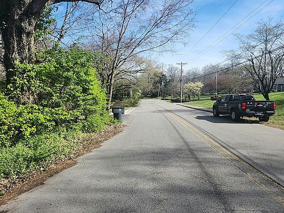 4th image of 108 Westwood Dr