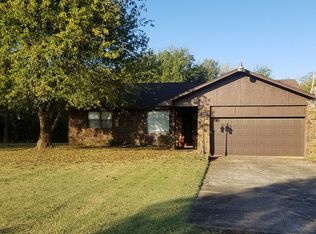5811 S 8th St E, Muskogee, OK 74403