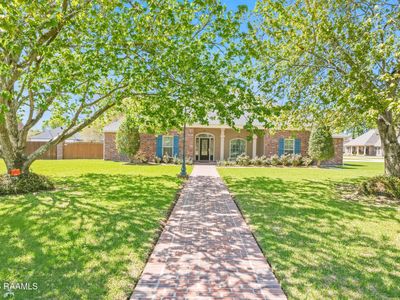 1153 Bear Creek Cir, Breaux Bridge, LA, 70517