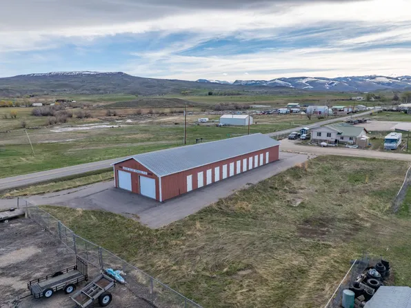 10 Circle Ct S, Lander, WY 82520