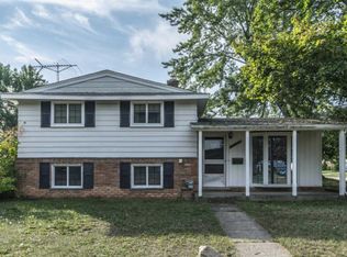 2106 Minerva St, Westland, MI 48186