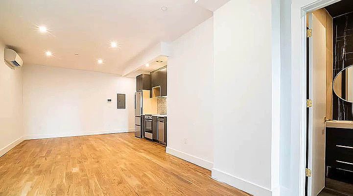 1st image of 791 Sterling Pl APT 1R